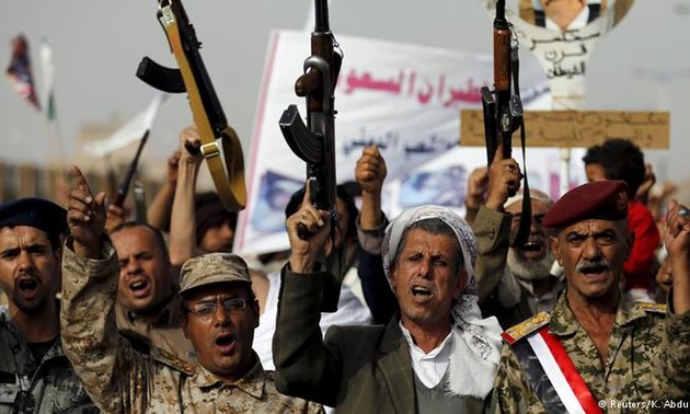 Yemen peace conference on hold as bombing resumes
