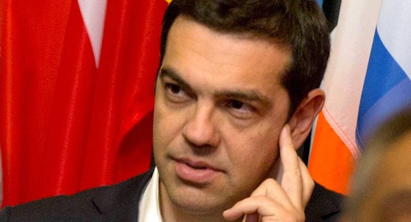 Tsipras urges Greeks not to accept creditors’ pressure 