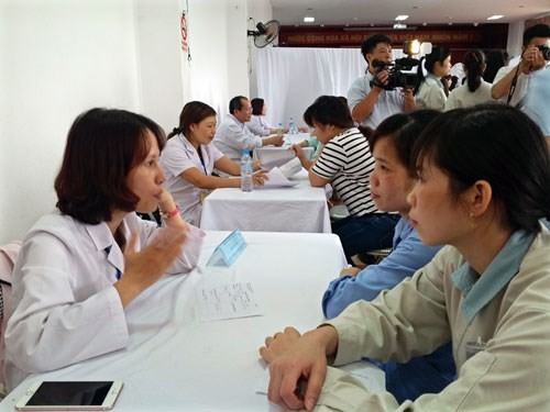 Realizarán exámenes de salud gratuitos a trabajadores en zonas industriales vietnamitas