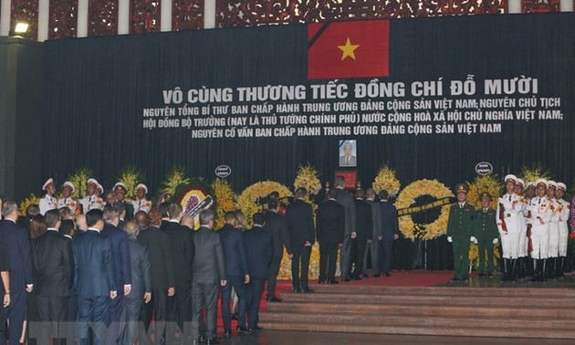 Países en el mundo expresan pesar por fallecimiento del ex líder partidista vietnamita Do Muoi