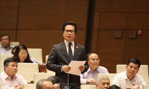 Renuevan interpelaciones parlamentarias para satisfacer aspiraciones de electorado vietnamita