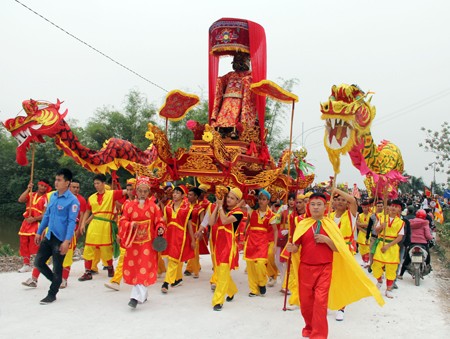 Festivales aldeanos, muestra de la civilización de arroz anegado de Vietnam
