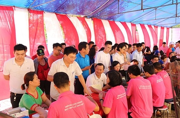 Efectúan programa “Recorrido Rojo” en distintas localidades vietnamitas