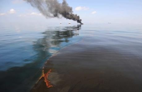 Chile despliega operativo de emergencia por derrame de petróleo diésel en isla Guarello