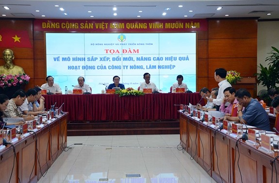 Promueven reorganización de empresas agrícolas y acuícolas vietnamitas