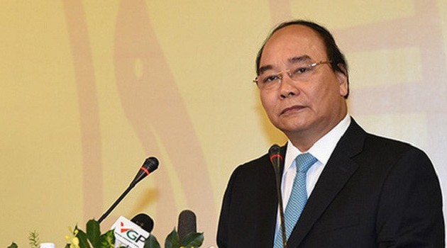 Premier vietnamita expresa su pesar a familias de víctimas nacionales en Reino Unido
