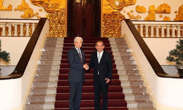 Viceprimer vietnamita recibe al gobernador de la prefectura japonesa de Tochigi