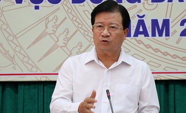 Vicepremier vietnamita orienta trabajos de enfrentamiento a sequía y salinización