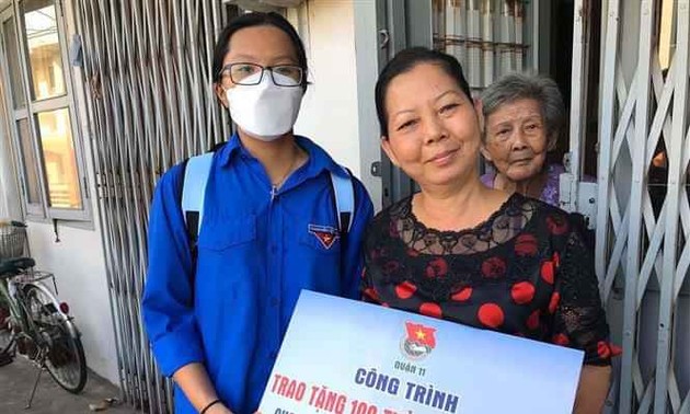 Cerca de 200 mil personas participan en actividades voluntarias para la seguridad social en Ciudad Ho Chi Minh