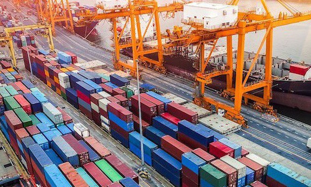 Superávit comercial de Vietnam alcanza más de 5 mil millones de dólares