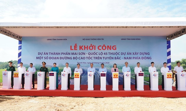Comienzan tres proyectos de autopistas que conectan el Norte y el Sur de Vietnam