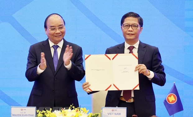 Prensa internacional alaba papel de Vietnam en el éxito de la Asean en 2020