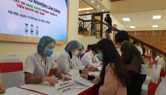Vietnam realiza ensayo clínico de vacuna anticovid