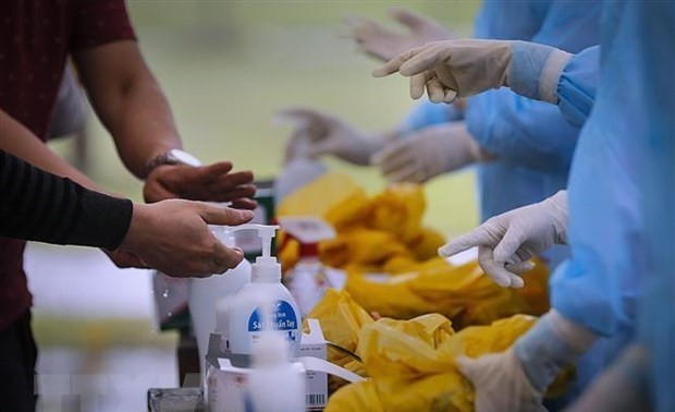 Vietnam cura con éxito a 1.281 pacientes de covid-19