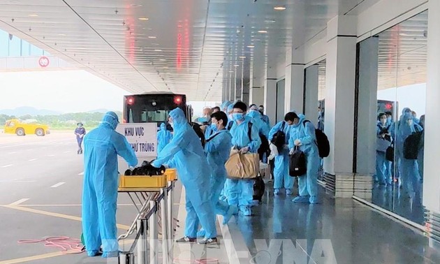 Vietnam suspende los vuelos desde países y territorios con la nueva cepa del virus SARS-CoV-2