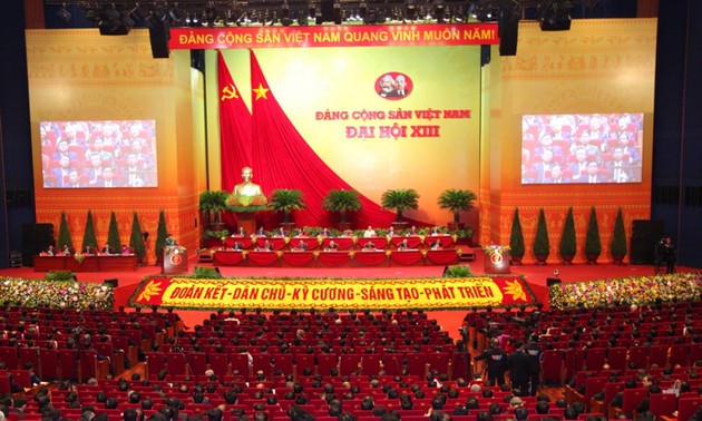 Documentos del XIII Congreso Nacional del PCV ponen al pueblo en el centro, valoran intelectuales vietnamitas