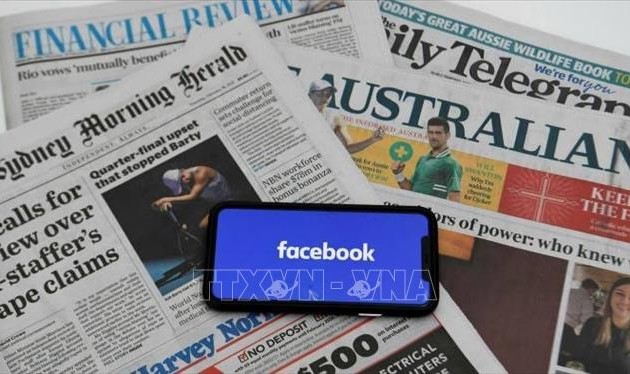 Australia y Facebook debaten las restricciones de noticias de medios australianos