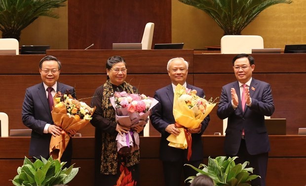Ratifican el relevo de tres vicepresidentes del Parlamento de Vietnam