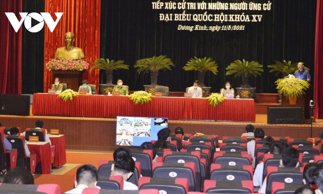 Presidente del Parlamento de Vietnam se reúne con el electorado de Hai Phong