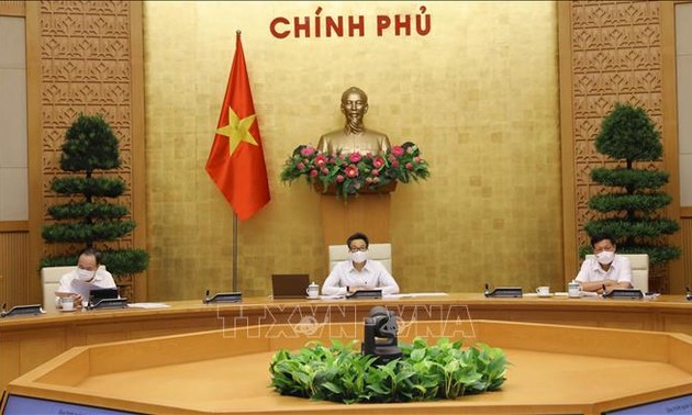 Ministerio de Salud vietnamita pide una gestión más estricta de la entrada de extranjeros y compatriotas