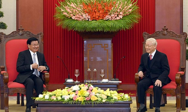 Visita del líder laosiano a Vietnam reafirma la solidaridad y la confianza mutua entre los países