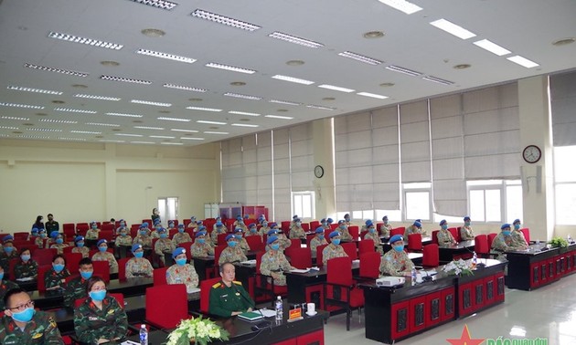 Lanzan un curso de formación adicional para hospital de campaña de Vietnam