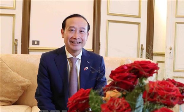 Luxemburgo dispuesto a ampliar la cooperación multifacética con Vietnam