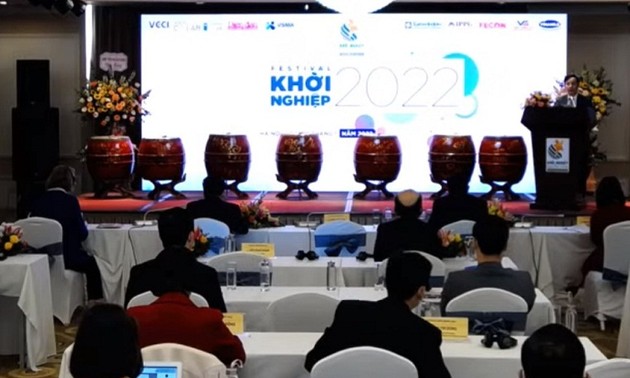 Inauguran el Festival de Emprendimiento 2022 en Hanói