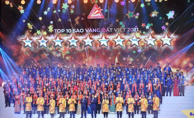 Entregan premios “Estrella de Oro de Vietnam 2021”