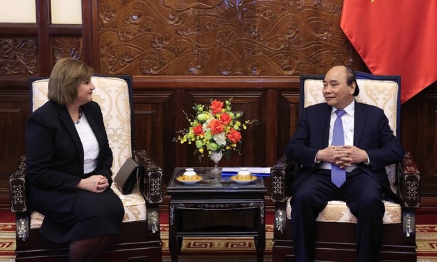 Vietnam otorga importancia a las tradicionales relaciones de amistad con Bielorrusia y Egipto