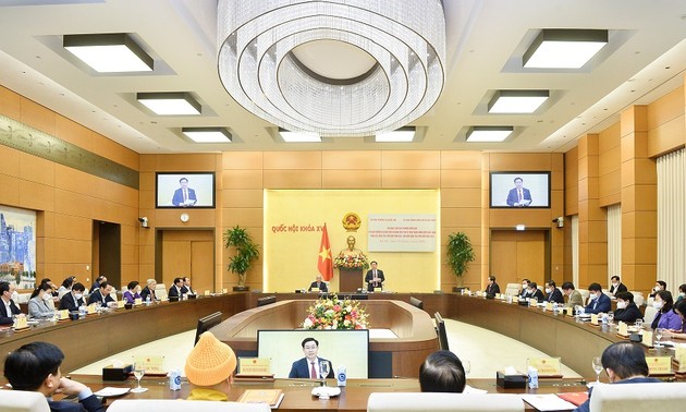 Revisan la coordinación entre la Asamblea Nacional y el Frente de la Patria de Vietnam