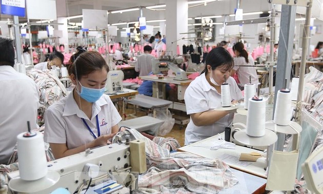 PIB de Vietnam aumenta 7,72 % en segundo trimestre