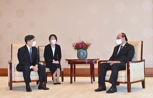 Presidente vietnamita se reúne con el emperador de Japón