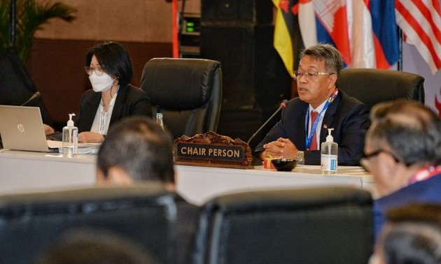 Celebran 28ª Reunión de Ministros de Transporte de la ASEAN y sus citas anexas
