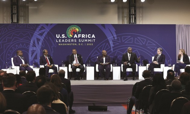 Estados Unidos promete alcanzar acuerdos de inversión por 15 mil millones de dólares con África