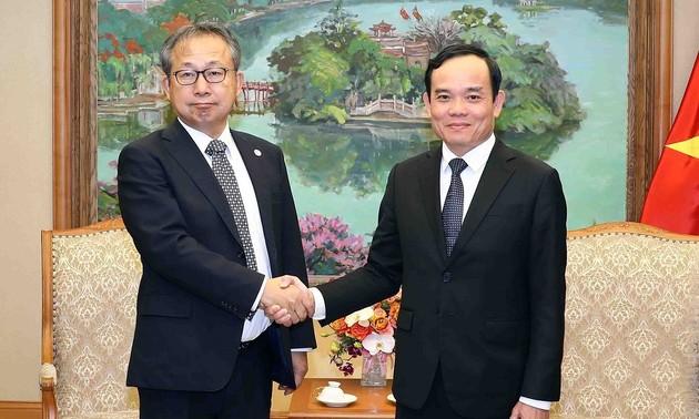Promueven la cooperación económica, comercial y de inversión entre Vietnam y Japón