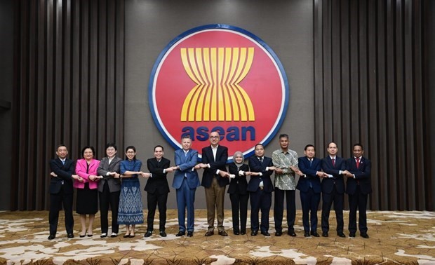 Celebran en Indonesia cuarta Reunión del Comité de Asociación para el Desarrollo ASEAN-Chile
