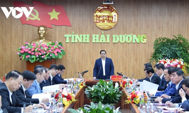 Primer ministro urge a la provincia de Hai Duong a acelerar la transformación digital