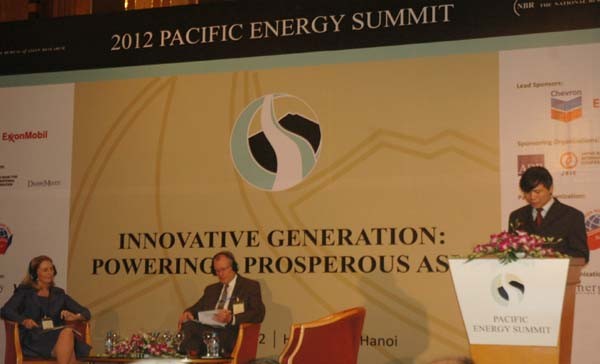 Cumbre energética Asia-Pacífico en Vietnam proyecta el desarrollo energético