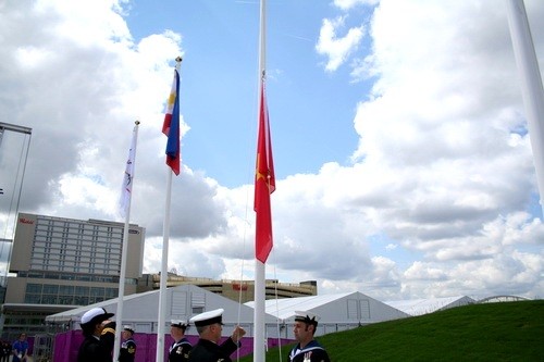 Bandera vietnamita izada en Parque Olímpico en Londres