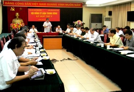 Inauguran V período de sesiones del Consejo central de la Teoría de Vietnam