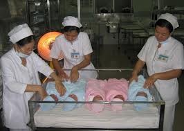 Vietnam controla por primera vez indicador de géneros al nacer