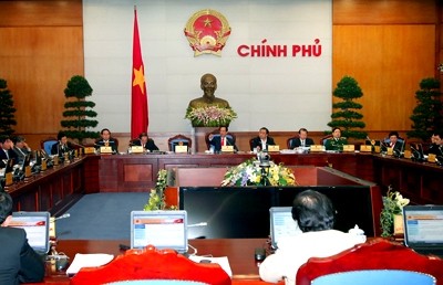 Gobierno vietnamita celebra última conferencia mensual en 2012