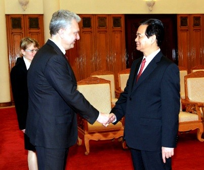 Vietnam y la Eurasia declaran iniciar negociaciones de FTA