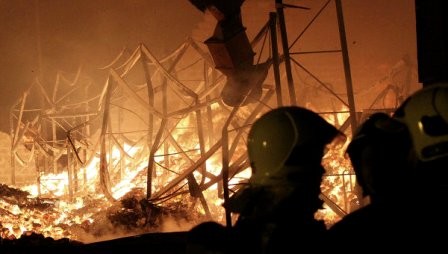 Incendio en Moscú deja 38 muertos