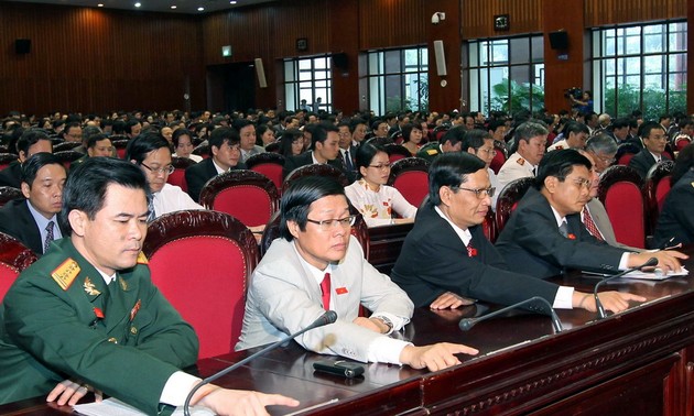 Diputados vietnamitas valoran el Prólogo de Modificación Constitucional