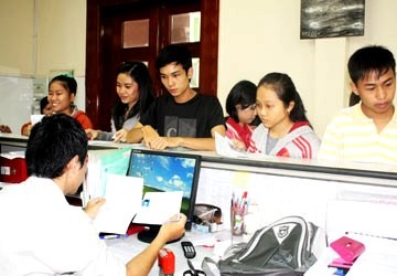 Alumnos vietnamitas listos para exámenes de ingreso a universidades y escuelas superiores