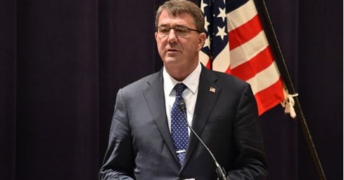 US Defense Secretary Ashton Carter visits Iraq