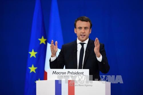 French presidential election: Macron and Le Pen to debate live