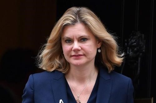 UK cabinet reshuffle: Justine Greening quits the government